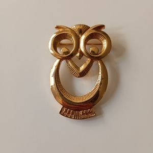 Vintage-AVON 1990 Gold Tone "Wise Eyes Pin" OWL Brooch/Pin